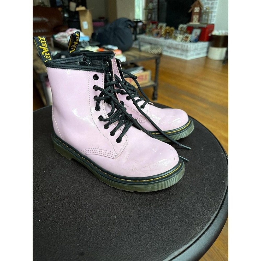 Dr. Martens 1460 lace-up combat boots pink girls 1